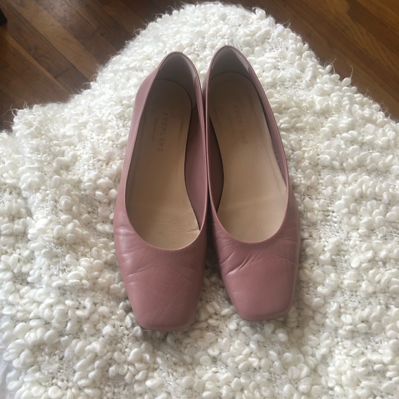 everlane square toe flat